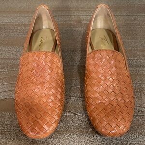 Mens Woven Leather Slip-On Loafers - Tan